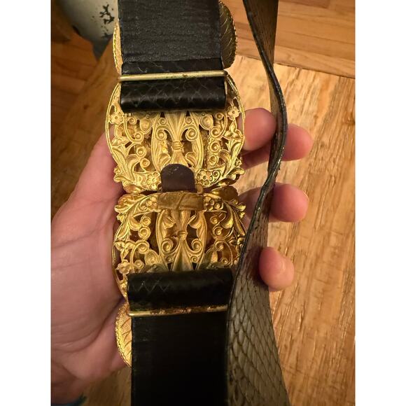 VTG Abbe Creation Gold Leaf Belt Fits 30 inch waist - Picture 3 of 5